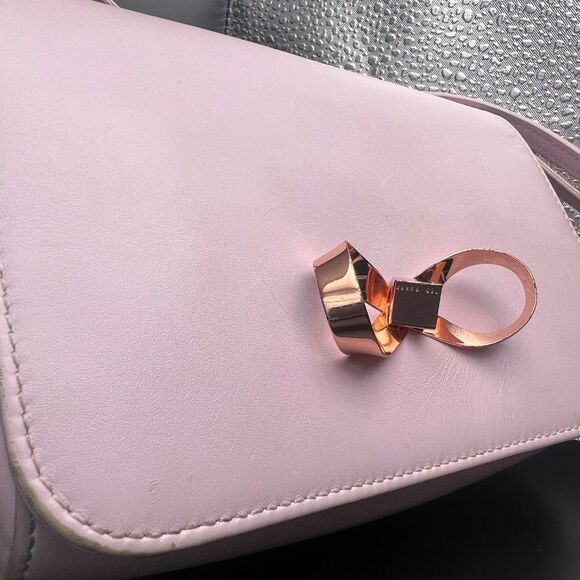 Ted Baker Loop Bow Convertible Crossbody/Clutch - Picture 6 of 16